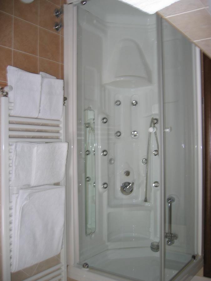 Hotel Chiar Di Luna Laino Borgo 외부 사진